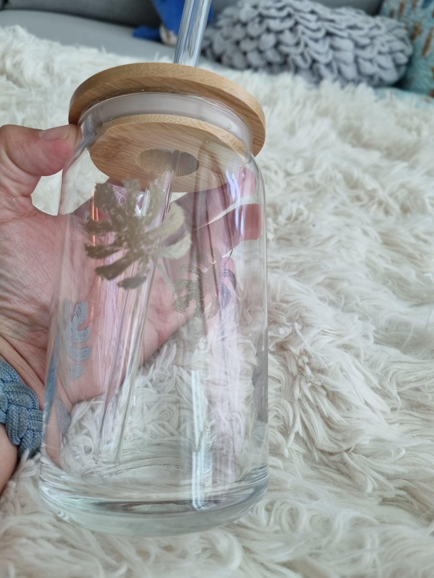 Bi-tonal Leaves - 16 Oz Glass Beer Can w/Lid and Glass Straw