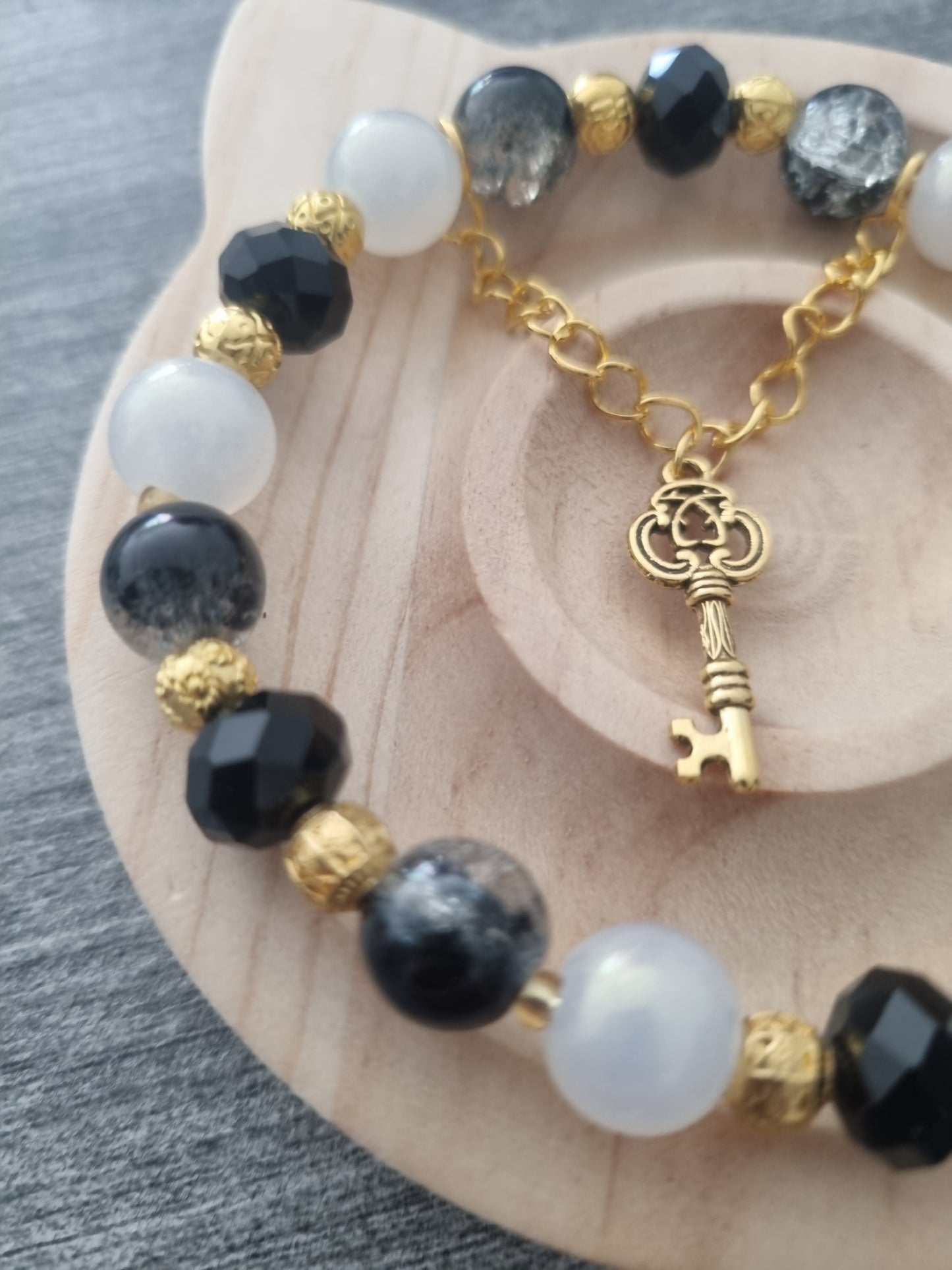 Keys to her Heart