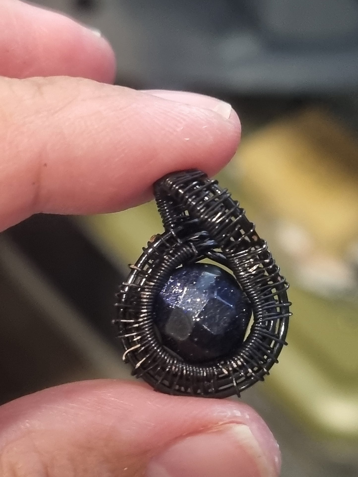 Simple Twist Pendant