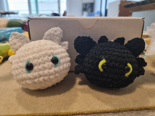 Nightfury & Lightfury Head Keychain