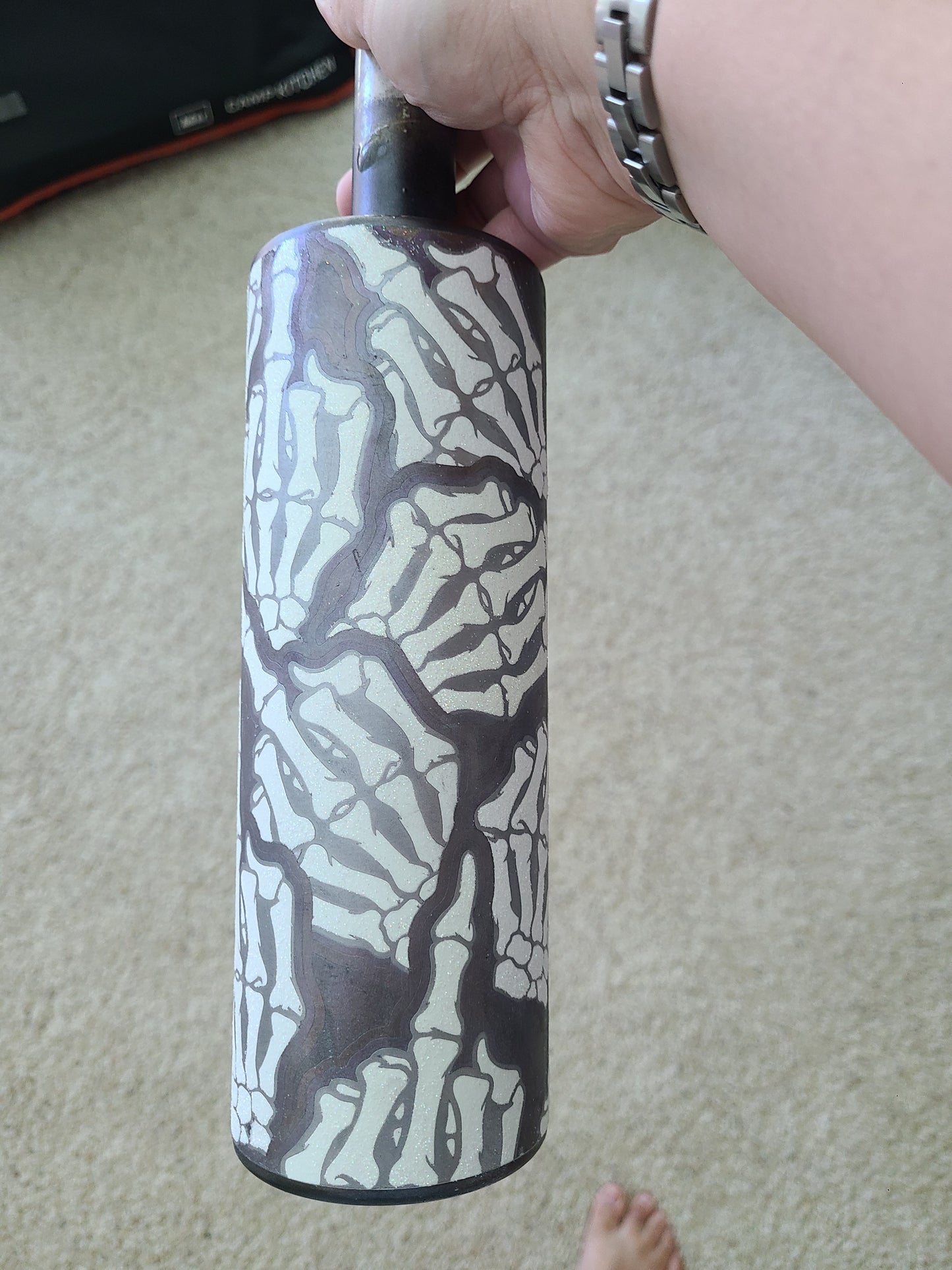 Skeleton Hand - Burst