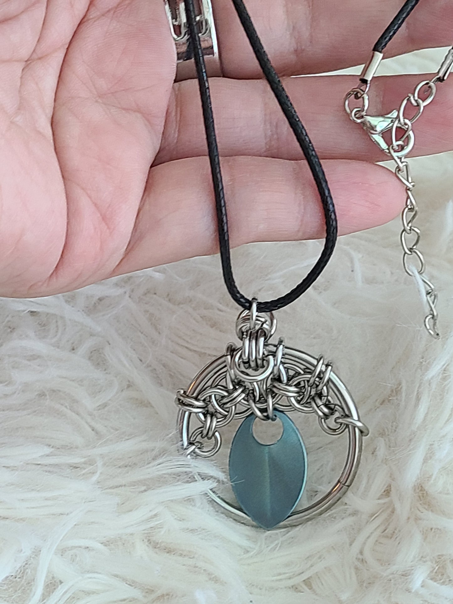 Oracle Pendant