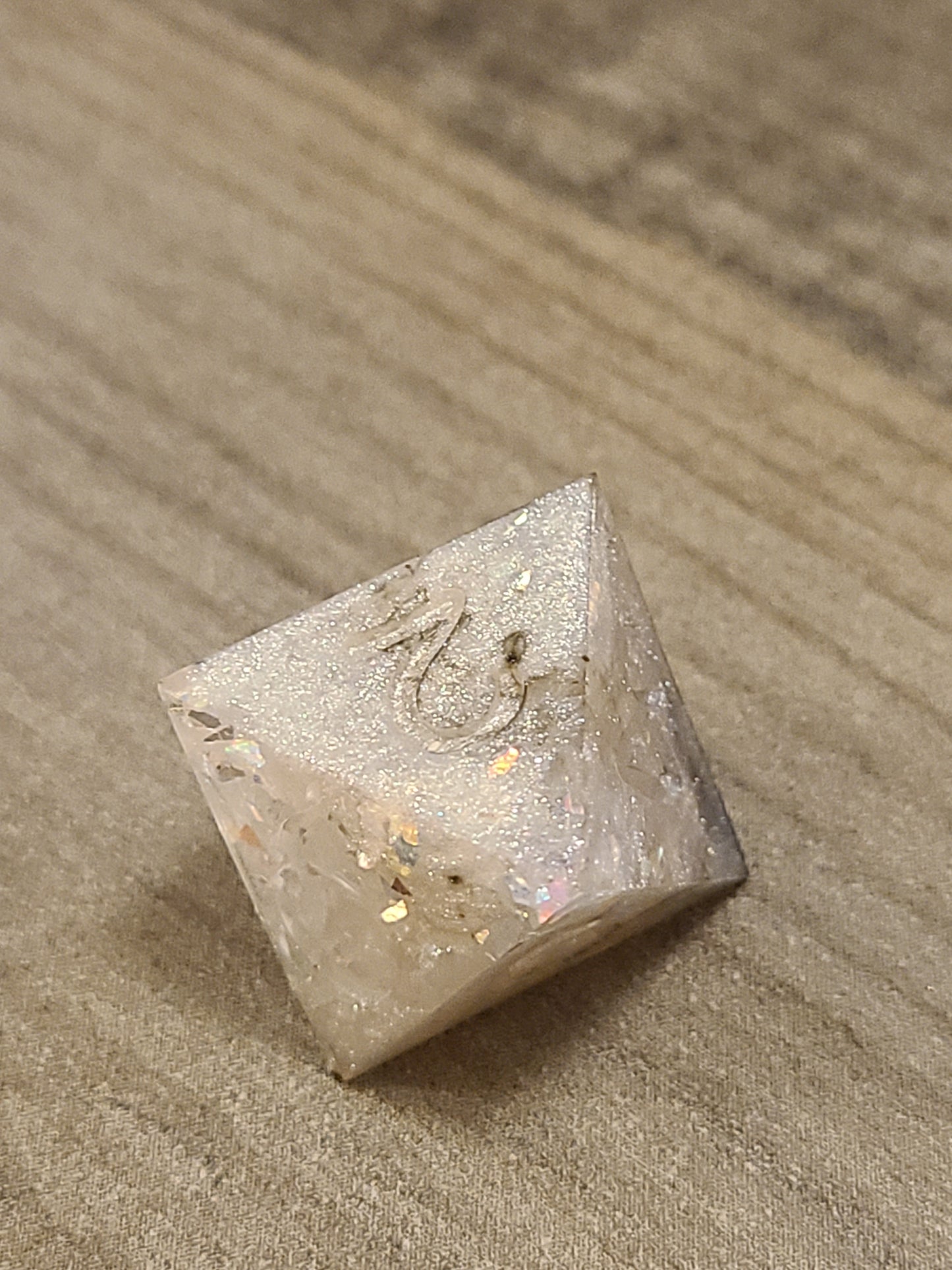 Moonstone with Glow - Dirty Pour