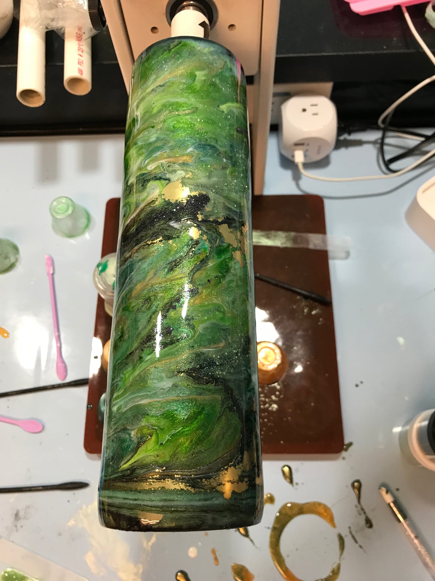 Green, Black, and Gold - Waymaker