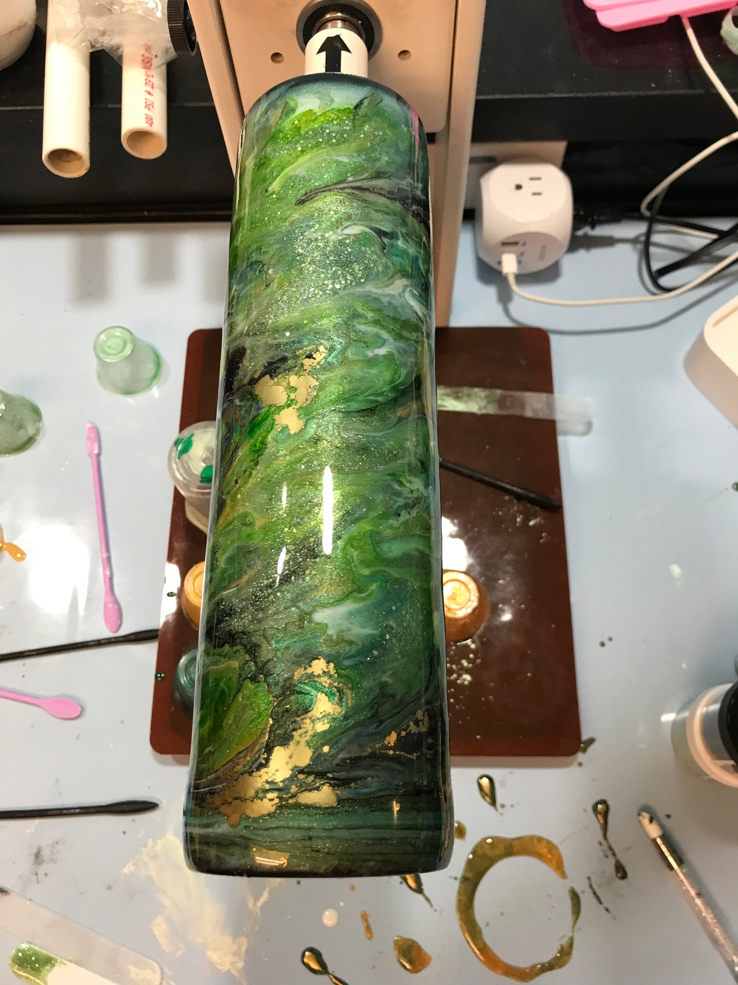 Green, Black, and Gold - Waymaker