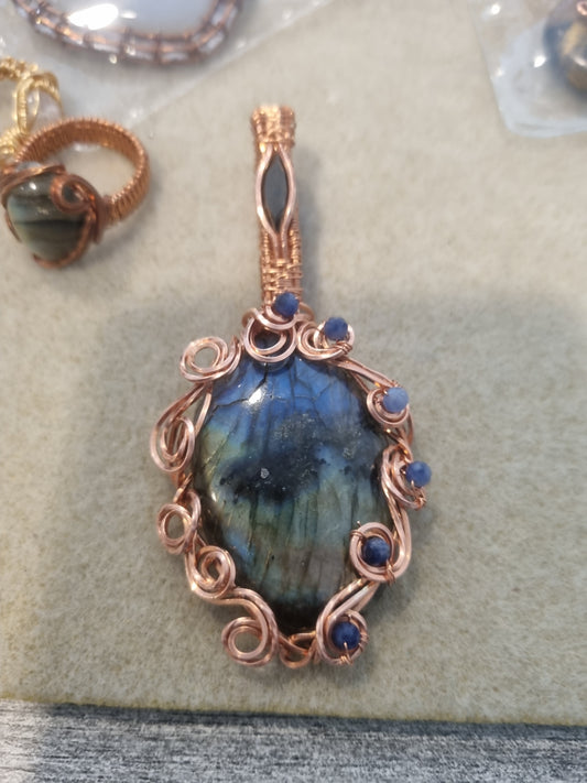 Cracked Labradorite
