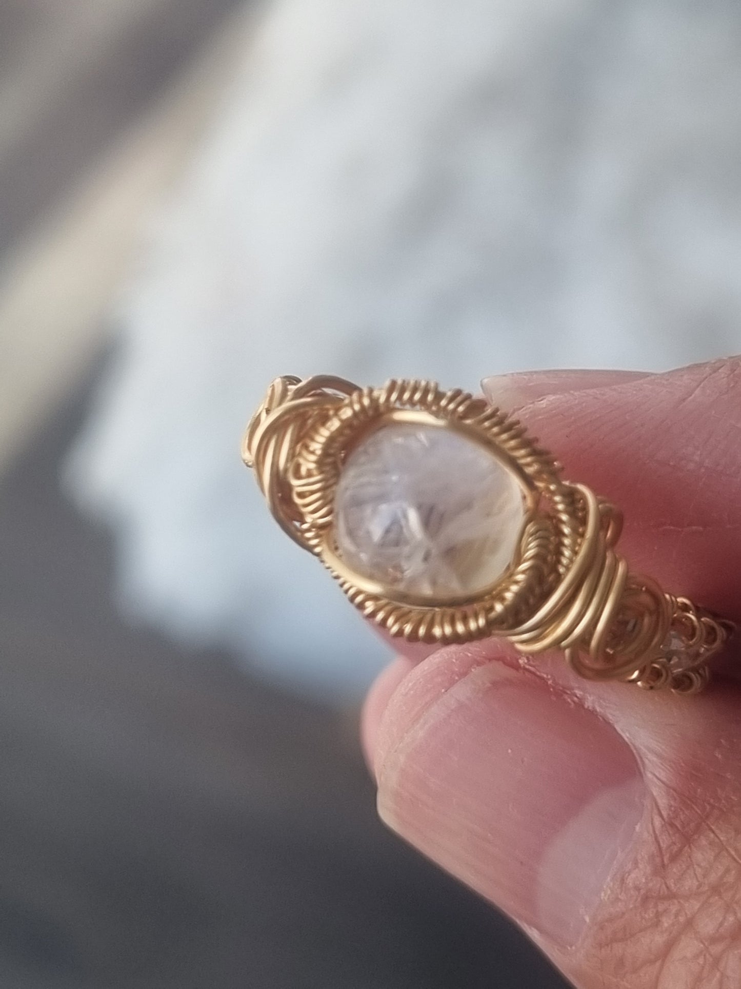 Rainbow Moonstone - Size 7